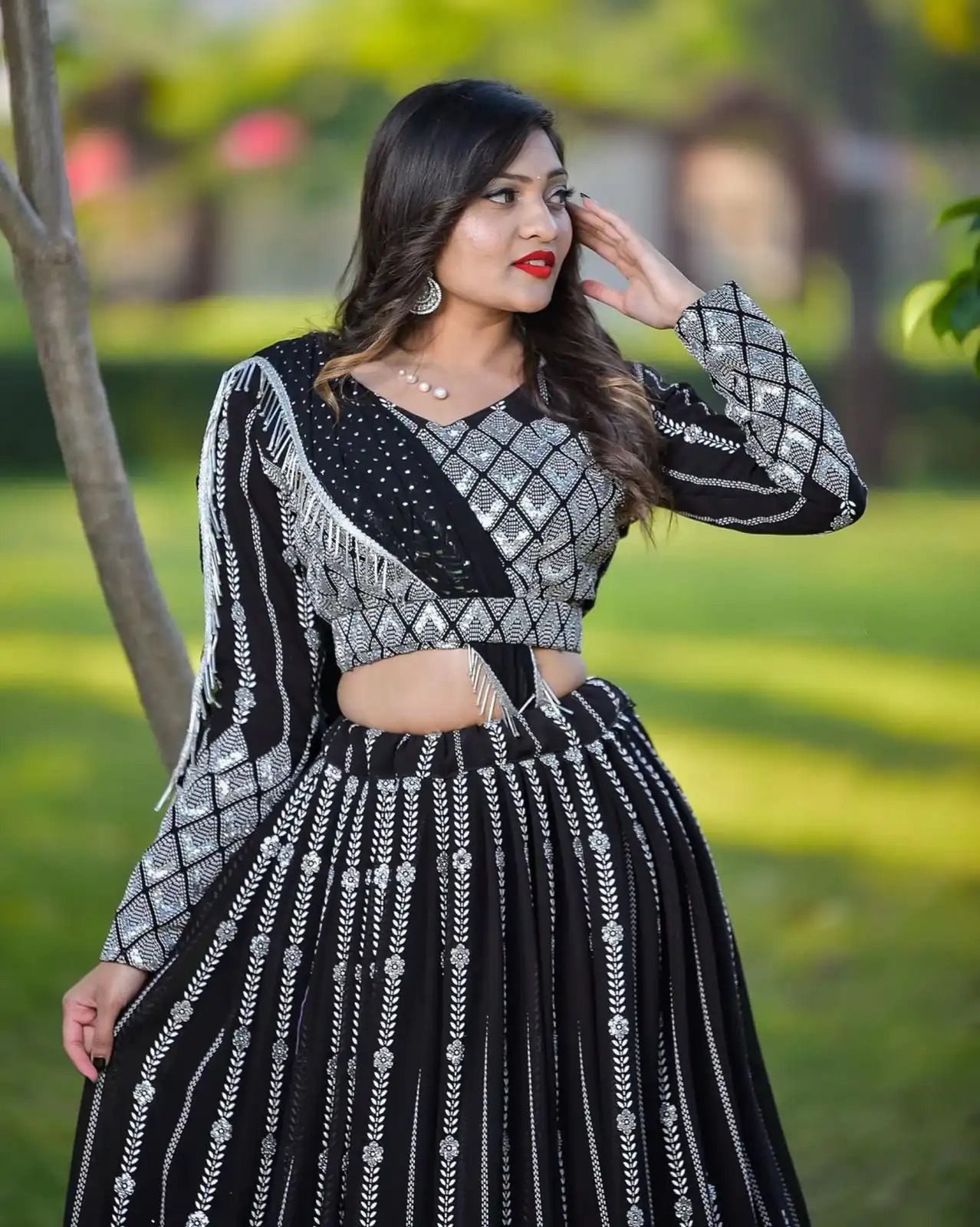 Ram 001 Black Color Georgette Sequence Thread Work With Zari Lehenga Choli Casual, Wedding, Festive, Events Expected Delivery 4-6 Working Days @2949/- | Lehenga, Bollywood Lehenga, Creative Lehenga, Designer Lehenga, Embroidered Lehenga, Party Wear Lehenga