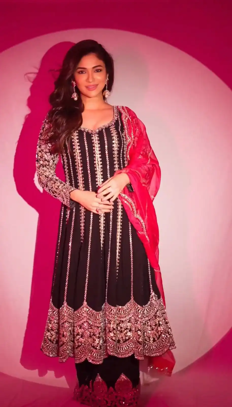 SSR 461 Black Color Chinon Silk Embroidery Sequence Salwar Suit Wedding, Party, Festive, Events Expected Delivery 4-6 Working Days @ 2249/- Only | Salwar suit, Designer Suits, Casual Suits, Creative suits, Party Wear Suits, Straight Suits
