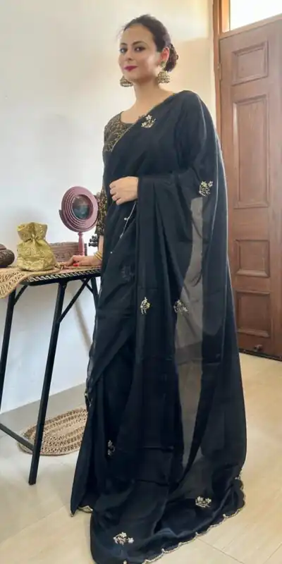   AC BEAUTY Black Color Soft Chinnon Hand Work Flower Design Saree Casual, Wedding, Festive, Events Expected Delivery 4-6 Working Days @2449/- | Sarees, Bollywood Sarees, Creative Sarees, Designer Sarees, Embroidered Sarees, Ethnic Saree, Modern Digital sarees, Party Wear Sarees