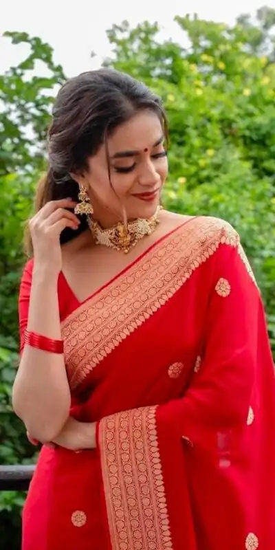 DDF Bela Red Color Soft Lichi Silk Ordinary Design Saree Casual, Party Wear, Events, Festivals Etc. Expected Delivery 4-6 Working Days 1349/- Only | Sarees, Bollywood Sarees, Creative Sarees, Designer Sarees, Embroidered Sarees, Ethnic Saree, Modern Digital sarees, Party Wear Sarees