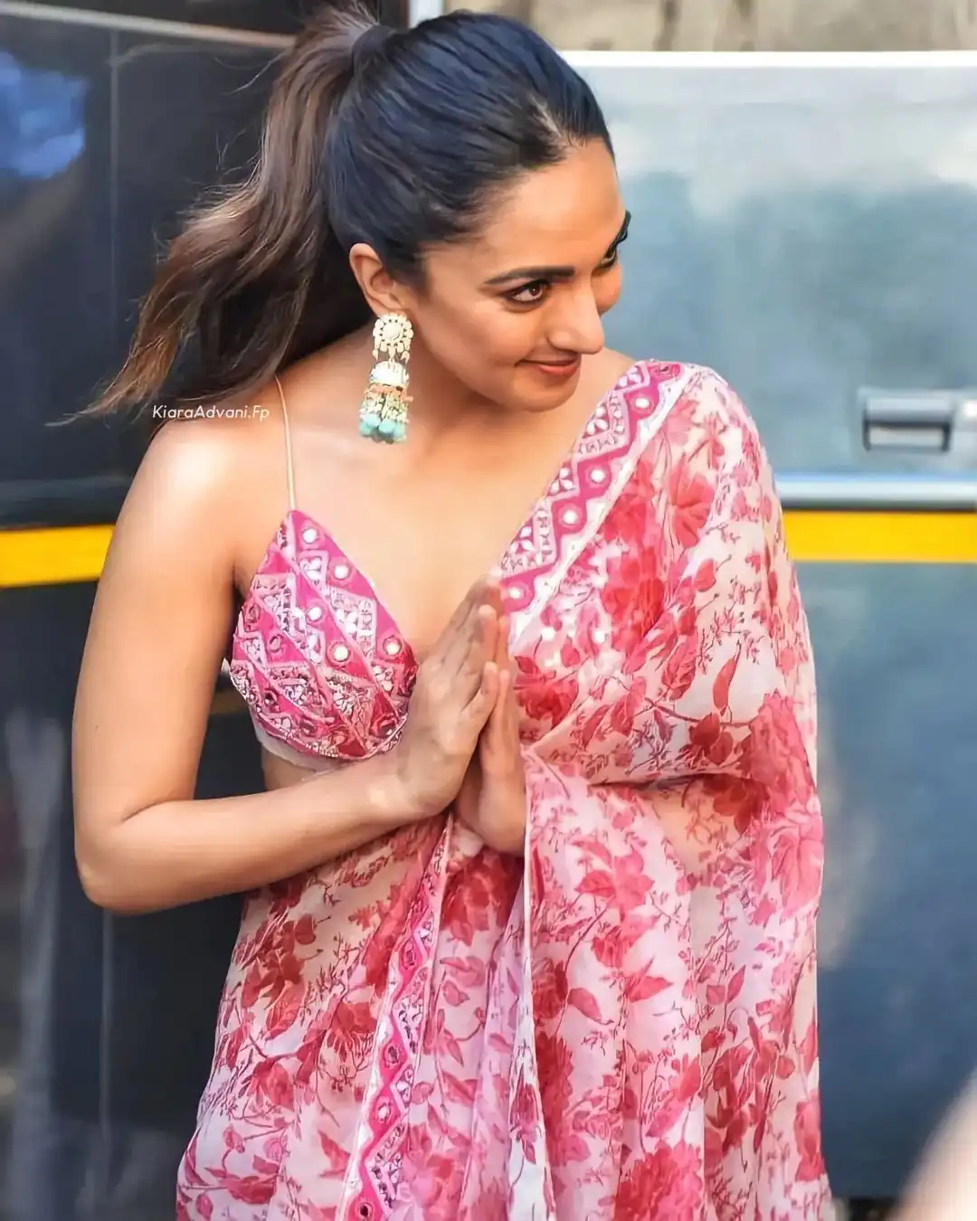NT 209 Pink Color Georgette Embroidery Thread Mirror Saree Events Casual Wedding Festive . Expected Delivery  4-6 Working Days @1599/- | Sarees, Bollywood Sarees, Creative Sarees, Designer Sarees, Embroidered Sarees, Ethnic Saree, Modern Digital sarees, Party Wear Sarees