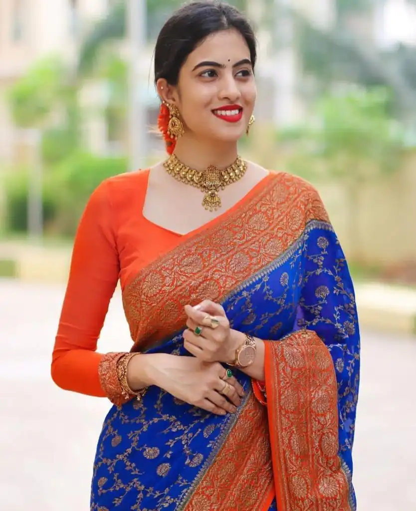 ES 8153 Blue Color Soft Lichi Silk Beautiful Design Work Saree Casual, Wedding, Party, Festive, Events Etc. Expected Delivery 4-6 Working Days @1499/- | Sarees, Bollywood Sarees, Creative Sarees, Designer Sarees, Embroidered Sarees, Ethnic Saree, Modern Digital sarees, Party Wear Sarees
