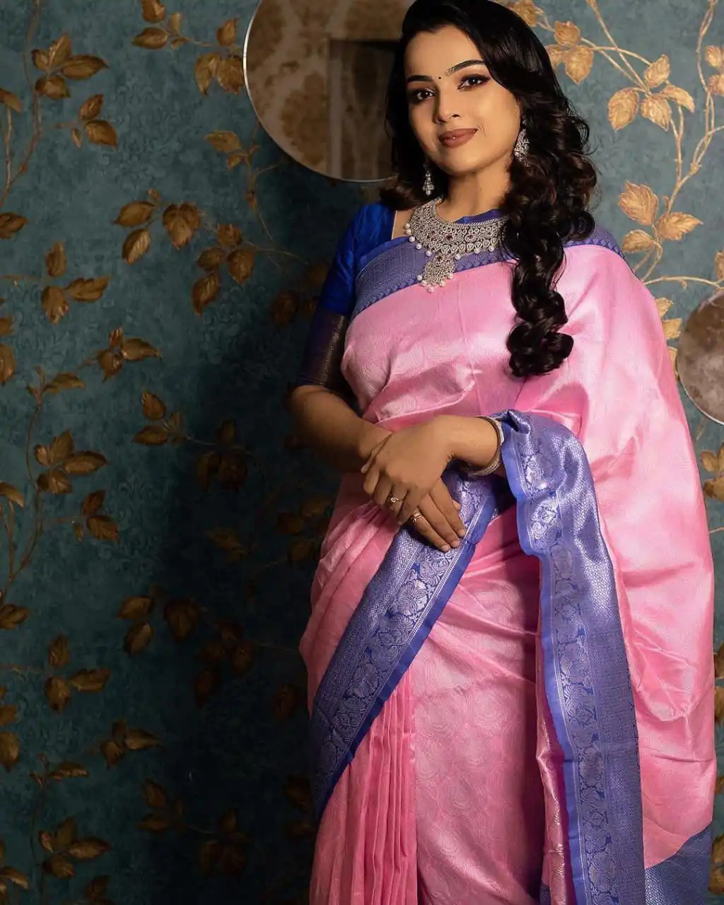 ES 8150 Light Pink Color Soft Lichi Silk Beautiful Design Work Saree Casual, Wedding, Party, Festive, Events Etc. Expected Delivery 4-6 Working Days @1499/- | Sarees, Bollywood Sarees, Creative Sarees, Designer Sarees, Embroidered Sarees, Ethnic Saree, Modern Digital sarees, Party Wear Sarees
