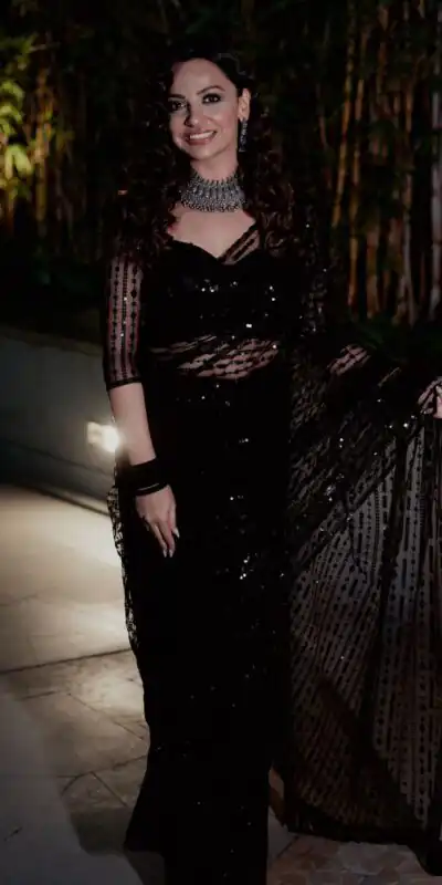 DF 3332 Black Color Mono Net Sequins Embroidery Work Saree Casual, Party Wear, Wedding, Events Etc Delivery Expected.4-6 Working Days 1699/- | Sarees, Bollywood Sarees, Creative Sarees, Designer Sarees, Embroidered Sarees, Ethnic Saree, Modern Digital sarees, Party Wear Sarees