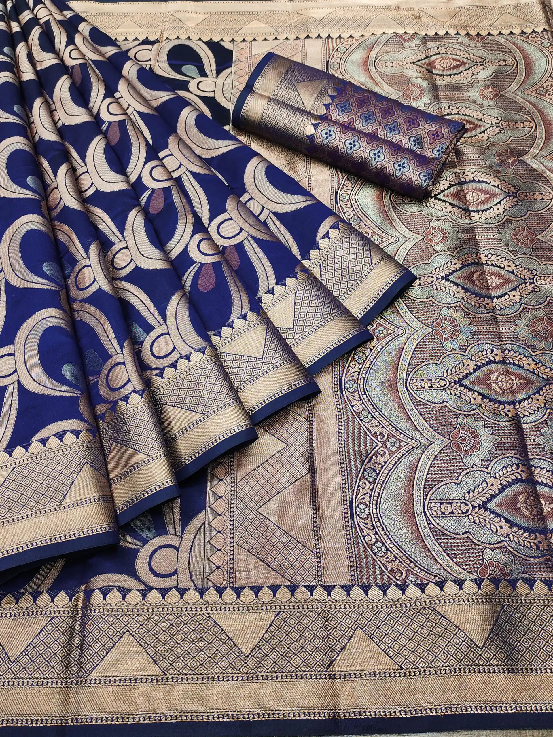 MB 3278 Blue Color Soft Lichi Silk Beautiful Cooper Zari Saree Casual, Wedding, Party, Festival, Events, Etc. Expected Delivery 4-6 Working Days @1699/- | Sarees, Bollywood Sarees, Creative Sarees, Designer Sarees, Embroidered Sarees, Ethnic Saree, Modern Digital sarees, Party Wear Sarees