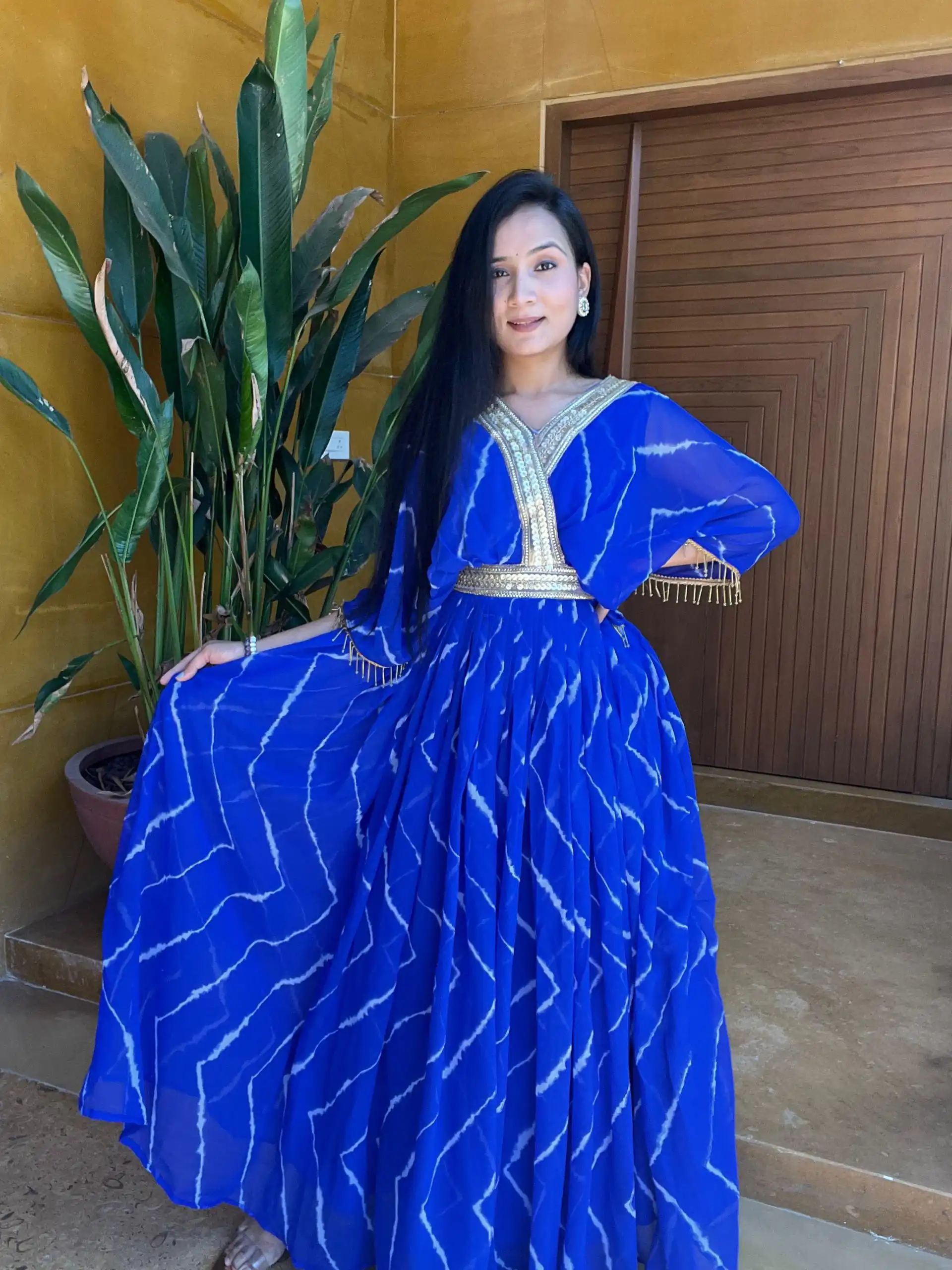   Ram 006 Royal Blue Color Fox Georgette Embroidery Lace Work Gown Casual, Wedding, Party, Festive, Events Etc. Expected Delivery 4-6 Working Days @1949/- | Gowns, Bollywood Gowns, Creative Gowns, Designer Gowns, Embroidered Gowns, Party Wear Gowns