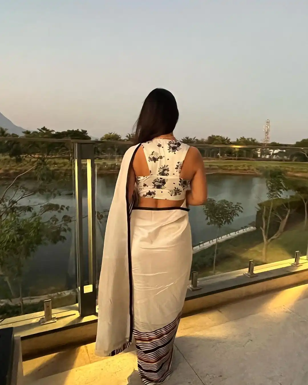  JM CLASS White Color Satin Silk Blouse Digital Print Saree, Party Wear, Events, Festivals Expected Delivery 4-6 Working Days 1549/- | Sarees, Bollywood Sarees, Creative Sarees, Designer Sarees, Embroidered Sarees, Ethnic Saree, Modern Digital sarees, Party Wear Sarees