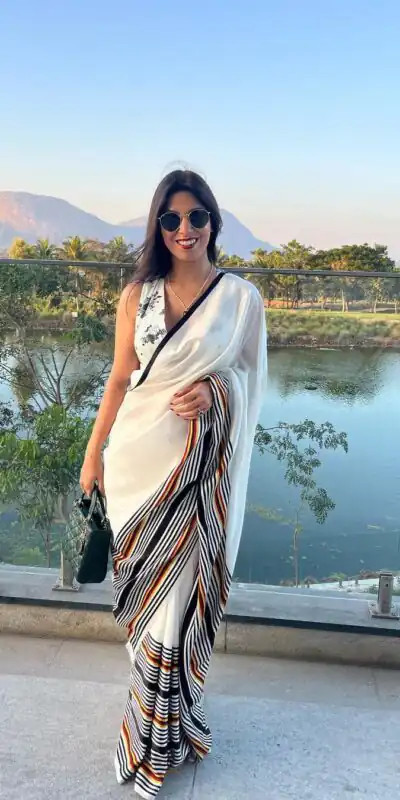 JM CLASS White Color Satin Silk Blouse Digital Print Saree, Party Wear, Events, Festivals Expected Delivery 4-6 Working Days 1549/- | Sarees, Bollywood Sarees, Creative Sarees, Designer Sarees, Embroidered Sarees, Ethnic Saree, Modern Digital sarees, Party Wear Sarees