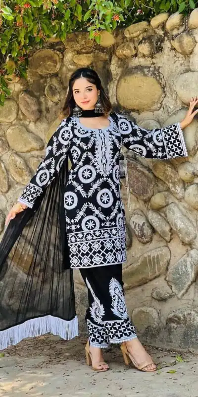RTC 5624 Black Color Foix Georgette Chine Stitched Salwar Suit Wedding, Party, Festive, Events Etc. Expected Delivery 4-6 Working Days @2149/- | Jump Suits, Salwar suit, Designer Suits, Casual Suits, Creative suits, Palazzo Suits, Party Wear Suits, Patiala Suits, Straight Suits