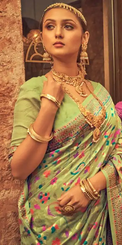 DDF 502 Green Color Kashmiri Running Thread Zari Work Saree Casual, Party Wear, Events, Festivals Etc. Expected Delivery 4-6 Working Days 2399/- | Sarees, Bollywood Sarees, Creative Sarees, Designer Sarees, Embroidered Sarees, Ethnic Saree, Modern Digital sarees, Party Wear Sarees