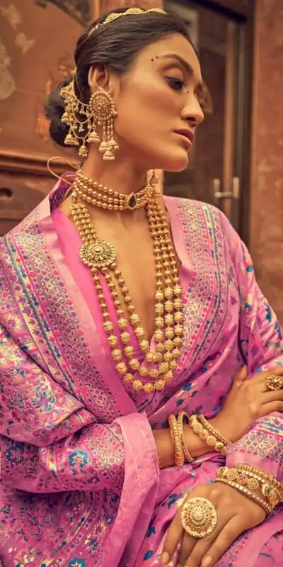 DDF 502 Pink Color Kashmiri Running Thread Zari Work Saree Casual, Party Wear, Events, Festivals Etc. Expected Delivery 4-6 Working Days 2399/- | Sarees, Bollywood Sarees, Creative Sarees, Designer Sarees, Embroidered Sarees, Ethnic Saree, Modern Digital sarees, Party Wear Sarees