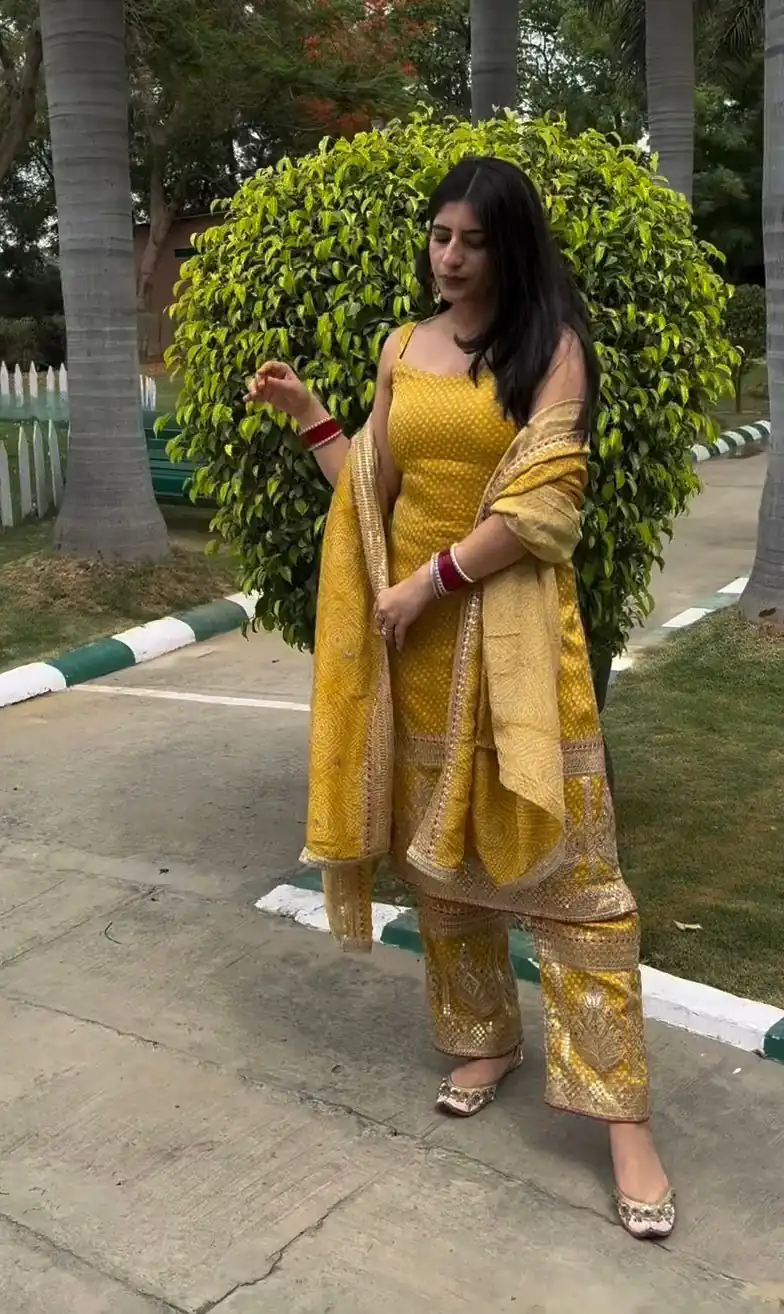 VLM 191 Yellow color Georgette Embroidery Digital Print Salwar Suit Casual, Wedding, Party, Festive, Events . Expected Delivery  4-6 Working Days @1999/- | Jump Suits, Salwar suit, Designer Suits, Casual Suits, Creative suits, Palazzo Suits, Party Wear Suits, Patiala Suits, Straight Suits
