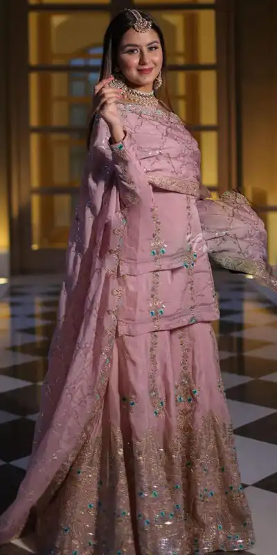 VLM 148 Pink color Foix Georgette Embroidery Salwar Suit Casual, Wedding, Party, Festive, Events . Expected Delivery  4-6 Working Days @2299/- | Jump Suits, Salwar suit, Designer Suits, Casual Suits, Creative suits, Palazzo Suits, Party Wear Suits, Patiala Suits, Straight Suits