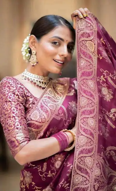 KP 5072B Wine Color Soft Lichi Silk Jacquard On All Over Saree Casual, Party Wear, Wedding, Events Etc. Expected Delivery 4-6 Working Days @1499/- | Sarees, Bollywood Sarees, Creative Sarees, Designer Sarees, Embroidered Sarees, Ethnic Saree, Modern Digital sarees, Party Wear Sarees