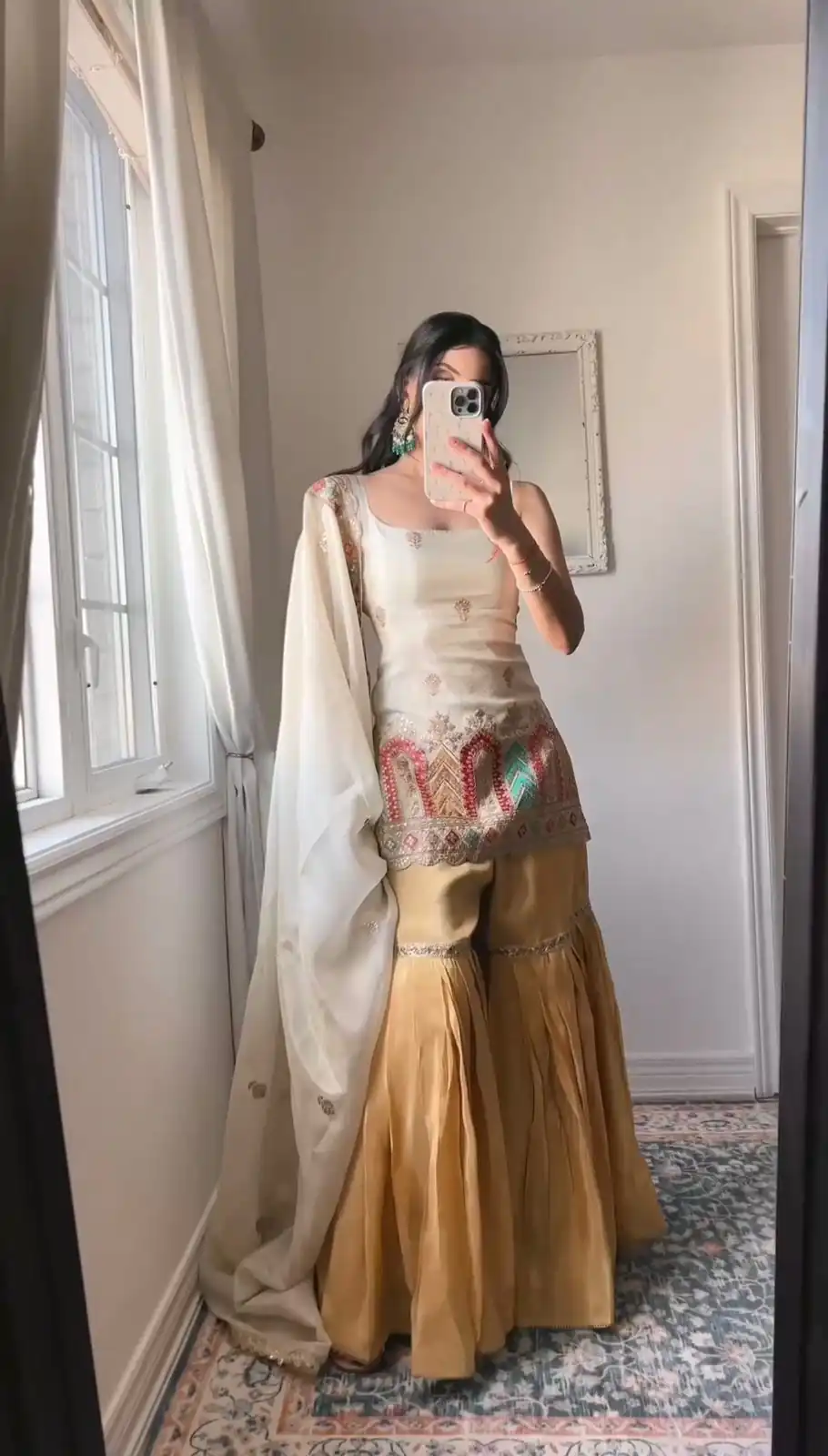 SRK 5150 White Color Pure Chinnon Silk Embroidery Sequence Salwar Suit Wedding, Party, Festive, Events Expected Delivery 4-6 Working Days @ 1999/- | Jump Suits, Salwar suit, Designer Suits, Casual Suits, Creative suits, Palazzo Suits, Party Wear Suits, Patiala Suits, Straight Suits