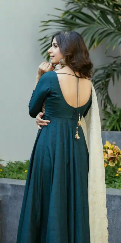 KD 1450 Blue Color Fhantom Silk Thread Work Salwar Suit Casual, Party, Wedding, Festive, Events Etc.  Expected Delivery 4-6 Working Days @1899/- | Jump Suits, Salwar suit, Designer Suits, Casual Suits, Creative suits, Palazzo Suits, Party Wear Suits, Patiala Suits, Straight Suits