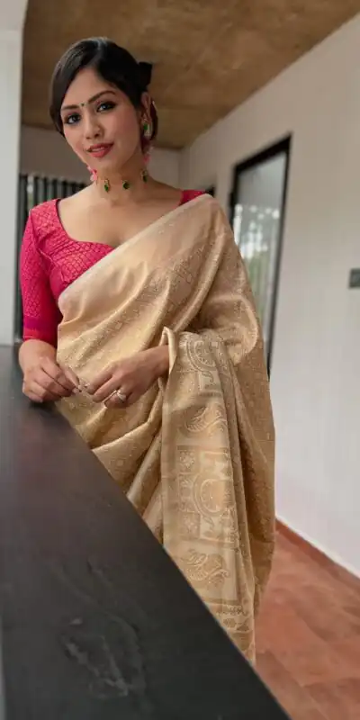 DDF Cream Color Soft Lichi Silk Ordinary Design Rich Pallu Saree Casual, Party Wear, Events, Festivals Etc. Expected Delivery 4-6 Working Days 1399/ | Sarees, Bollywood Sarees, Creative Sarees, Designer Sarees, Embroidered Sarees, Ethnic Saree, Modern Digital sarees, Party Wear Sarees