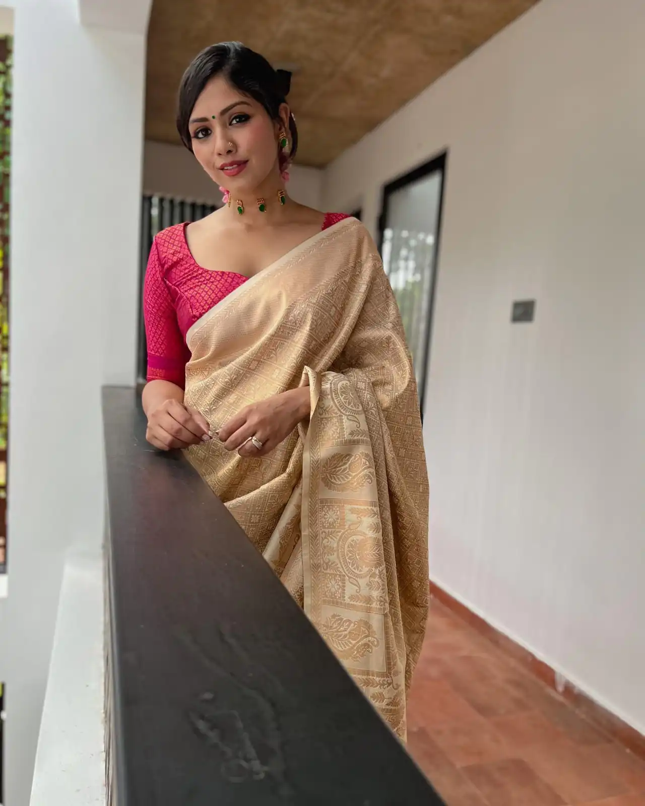 DDF Cream Color Soft Lichi Silk Ordinary Design Rich Pallu Saree Casual, Party Wear, Events, Festivals Etc. Expected Delivery 4-6 Working Days 1399/ | Sarees, Bollywood Sarees, Creative Sarees, Designer Sarees, Embroidered Sarees, Ethnic Saree, Modern Digital sarees, Party Wear Sarees