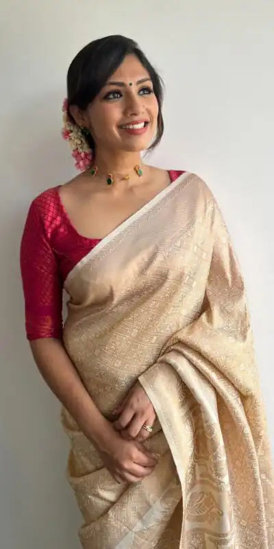 DDF Cream Color Soft Lichi Silk Ordinary Design Rich Pallu Saree Casual, Party Wear, Events, Festivals Etc. Expected Delivery 4-6 Working Days 1399/ | Sarees, Bollywood Sarees, Creative Sarees, Designer Sarees, Embroidered Sarees, Ethnic Saree, Modern Digital sarees, Party Wear Sarees