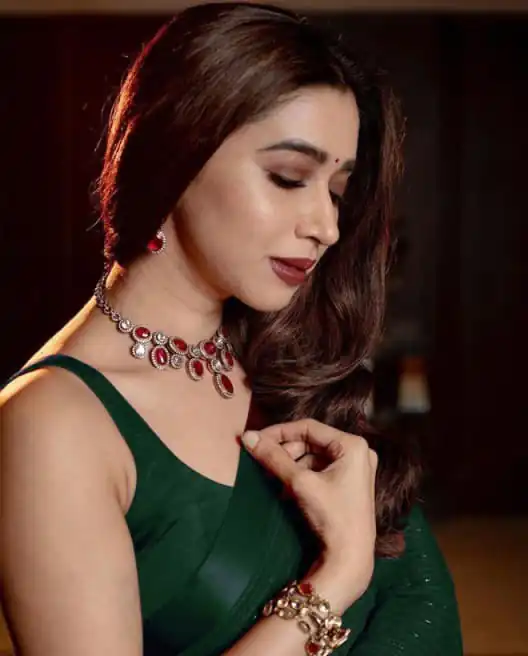 BT 236 Green Color Georgette Thread With Sequence Work Saree Casual, Party Wear, Traditional Wear, Wedding Events .Expected Delivery 4-6 Working Days@1799 | Sarees, Bollywood Sarees, Creative Sarees, Designer Sarees, Ethnic Saree, Modern Digital sarees, Party Wear Sarees