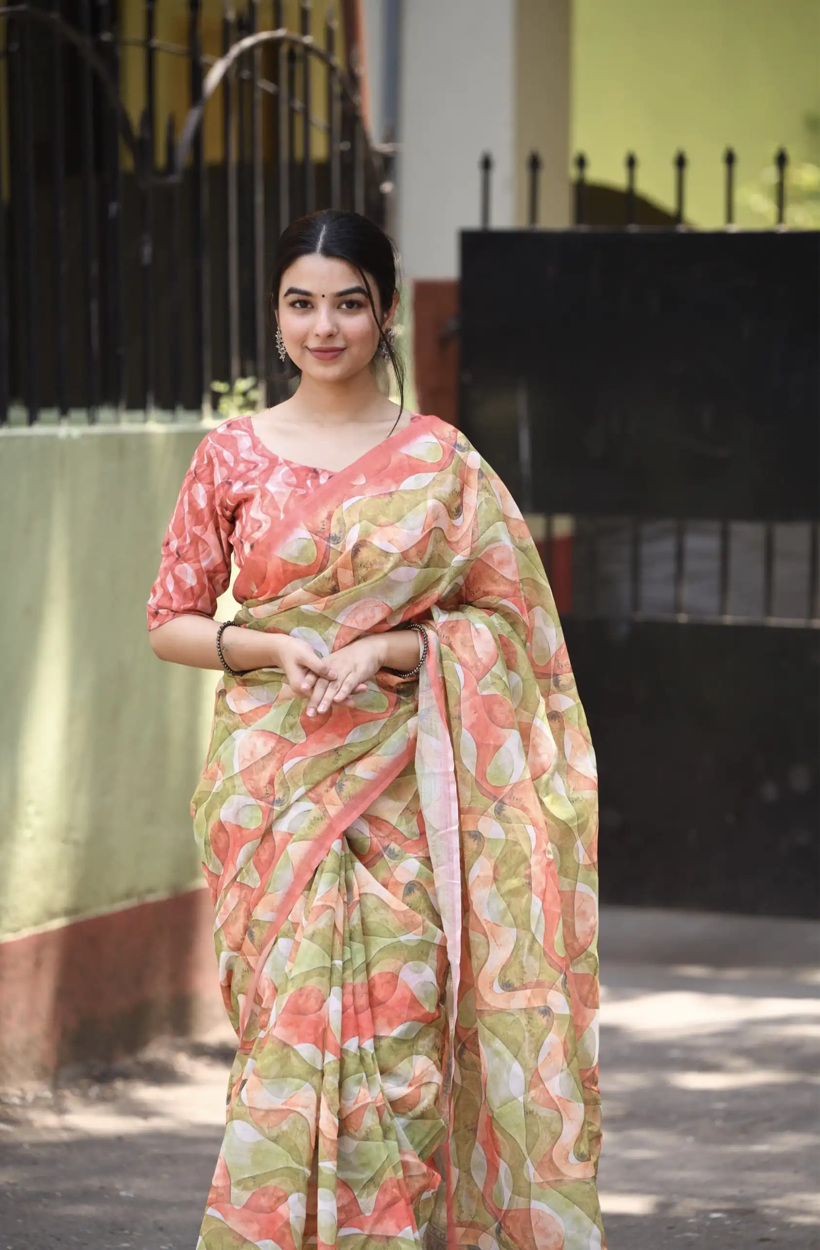 Veechis 111 Pista Green Color Linen Beautiful Digital Printed Work Saree Casual, Party Festive, Events. Expected Delivery 4-6 Working Days @1549/- | Sarees, Bollywood Sarees, Creative Sarees, Designer Sarees, Embroidered Sarees, Modern Digital sarees, Party Wear Sarees