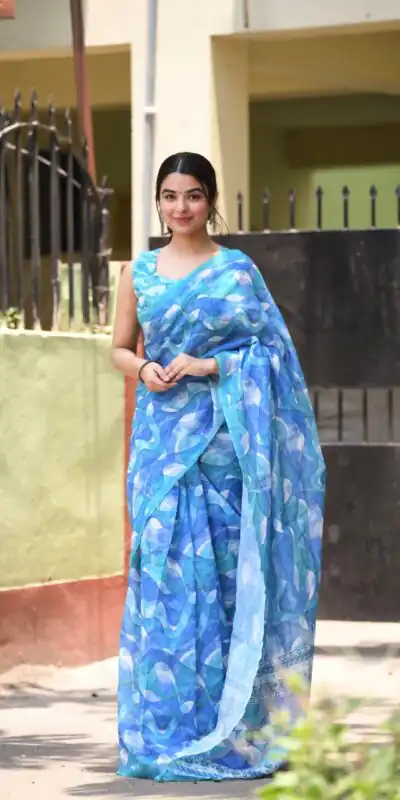 Veechis 111 Royal Blue Color Linen Beautiful Digital Printed Work Saree Casual, Party Festive, Events. Expected Delivery 4-6 Working Days @1549/- | Sarees, Bollywood Sarees, Creative Sarees, Designer Sarees, Embroidered Sarees, Modern Digital sarees, Party Wear Sarees