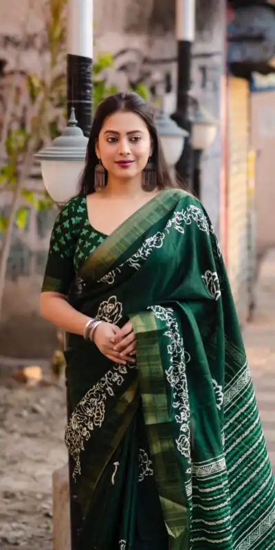 NT 493 Green Color Plain Linen Digital Printed All Over Saree Events Casual Wedding Festive . Expected Delivery  4-6 Working Days @1449/- | Sarees, Bollywood Sarees, Creative Sarees, Designer Sarees, Embroidered Sarees, Ethnic Saree, Modern Digital sarees, Party Wear Sarees