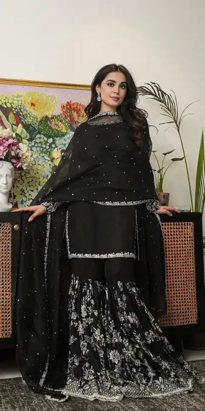 SRK 5167 Black Color Foix Georgette Thread Sequence Work Salwar Suit Wedding, Party, Festive, Events Etc. Expected Delivery 4-6 Working Days @2099/- | Jump Suits, Salwar suit, Designer Suits, Casual Suits, Creative suits, Palazzo Suits, Party Wear Suits, Patiala Suits, Straight Suits