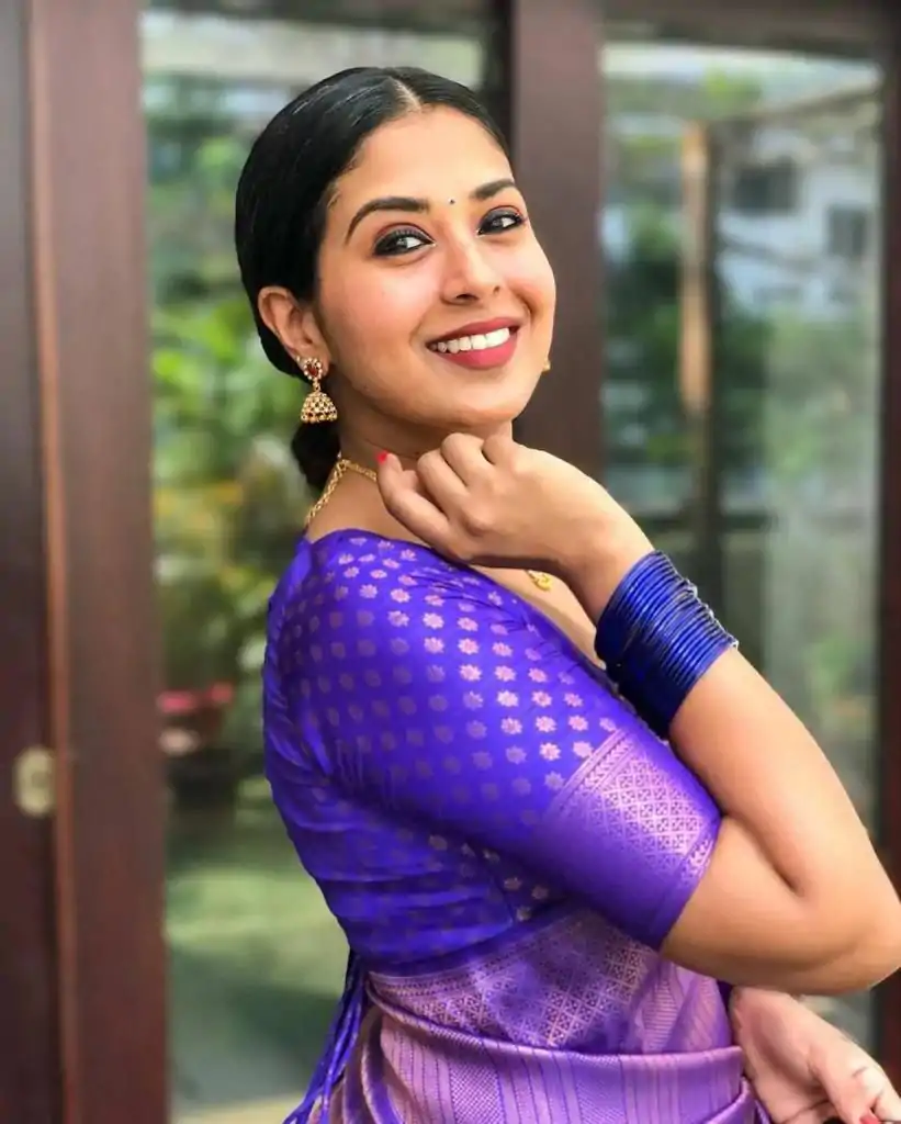 KP 4009 Violet Color Soft Lichi Silk Jacquard On All Over Saree Casual, Party Wear, Wedding, Events Etc. Expected Delivery 4-6 Working Days @1299/- | Sarees, Bollywood Sarees, Creative Sarees, Designer Sarees, Embroidered Sarees, Ethnic Saree, Modern Digital sarees, Party Wear Sarees