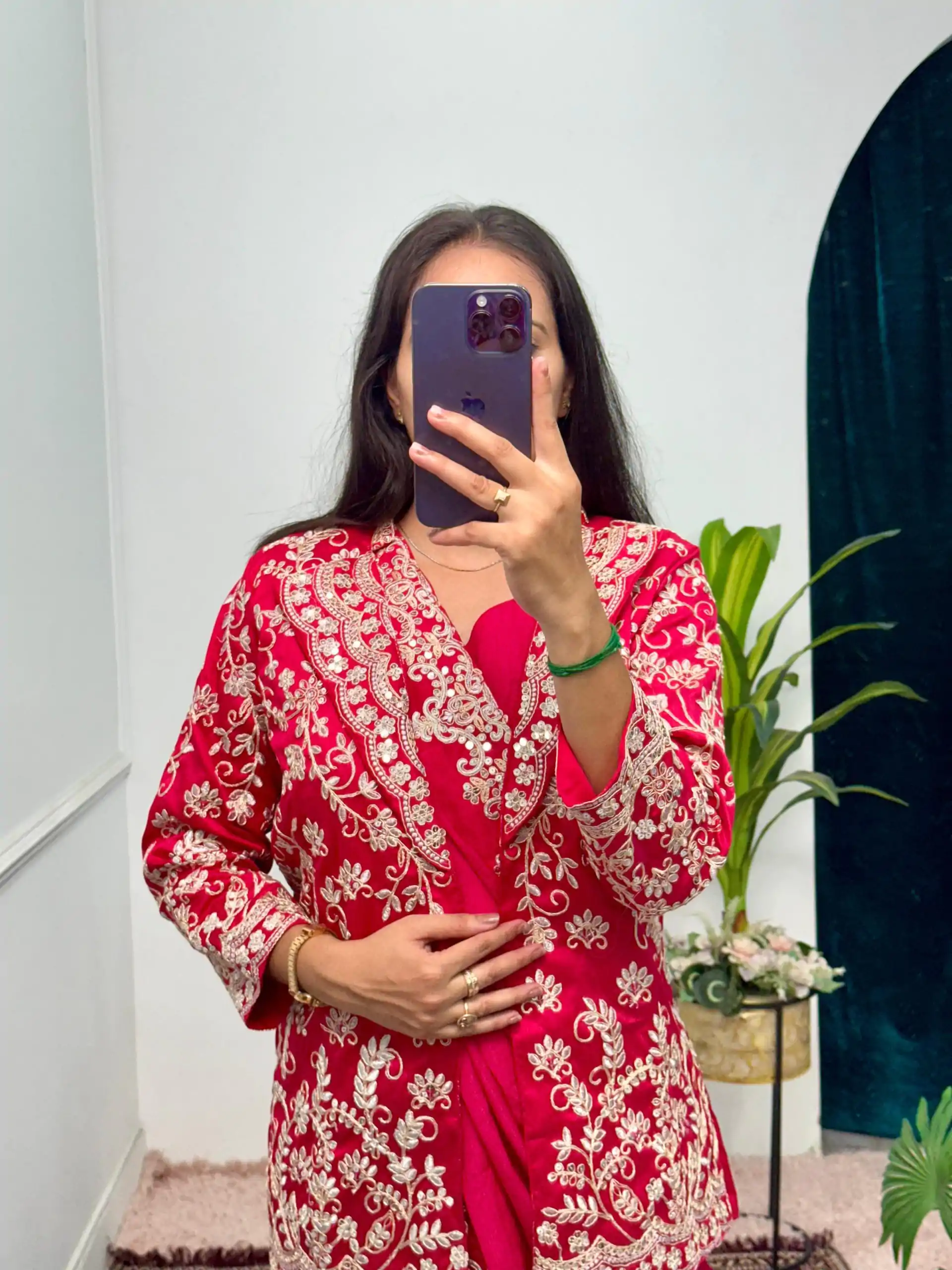 ST 1054 Pink  Color Chinon Embroidery Work Koti And Saree Casual, Wedding, Party, Festive, Events Etc. Expected Delivery 4-6 Working Days @2399/- | Sarees, Bollywood Sarees, Creative Sarees, Designer Sarees, Embroidered Sarees, Ethnic Saree, Modern Digital sarees, Party Wear Sarees