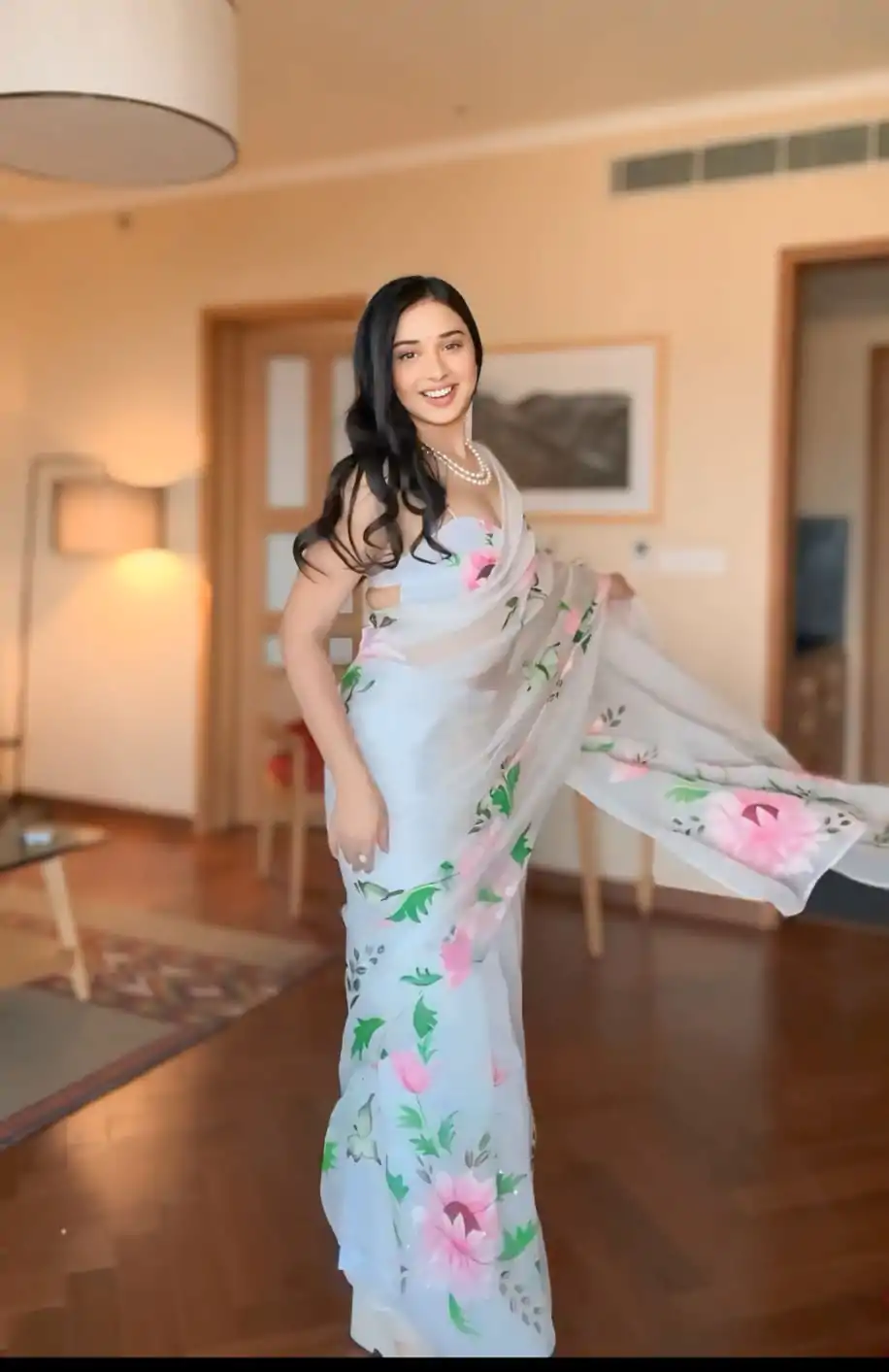  SC 280 White Color Pure Soft Georgette Silk Design All Over Saree , Party Wear, Events, Festivals Expected Delivery 4-6 Working Days 1599/- | Sarees, Bollywood Sarees, Creative Sarees, Designer Sarees, Embroidered Sarees, Ethnic Saree, Modern Digital sarees, Party Wear Sarees