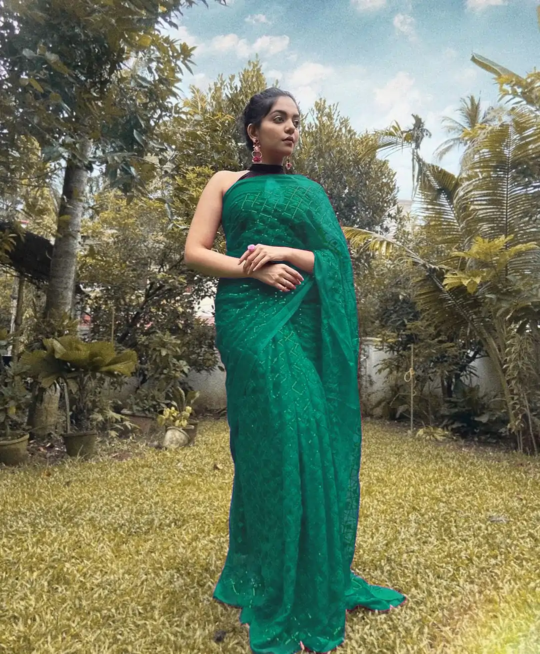 KT 201 Green Color Georgette Fancy Sequence Work Saree Casual, Party Wear, Wedding   Expected Delivery 4-6 Working Days@1649/- | Sarees, Bollywood Sarees, Creative Sarees, Designer Sarees, Embroidered Sarees, Party Wear Sarees