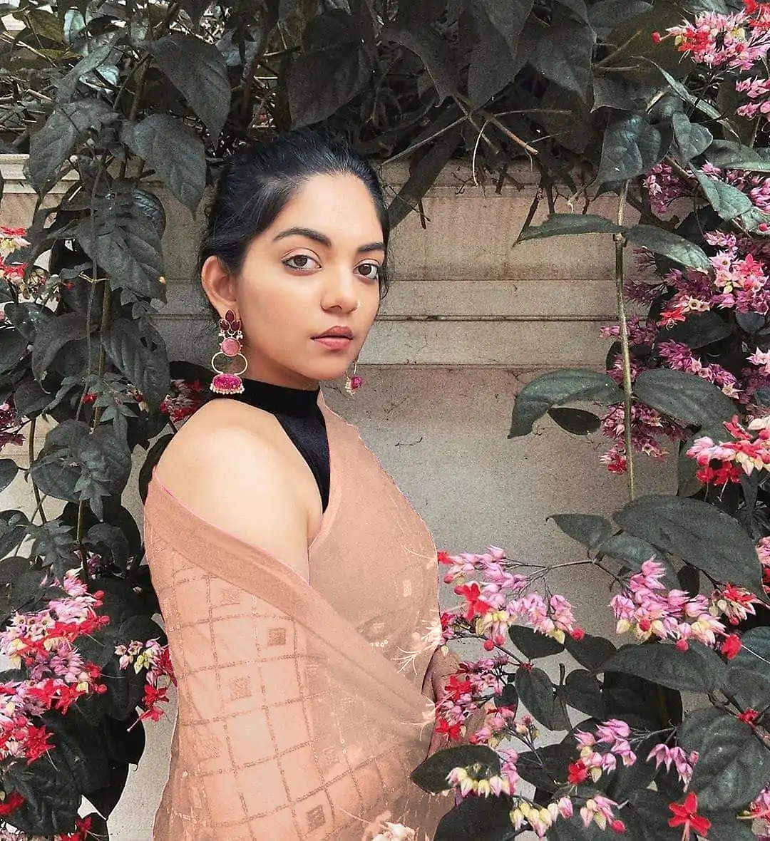 KT 201 Light Orange Color Georgette Fancy Sequence Work Saree Casual, Party Wear, Wedding   Expected Delivery 4-6 Working Days@1649/- | Sarees, Bollywood Sarees, Creative Sarees, Designer Sarees, Embroidered Sarees, Party Wear Sarees