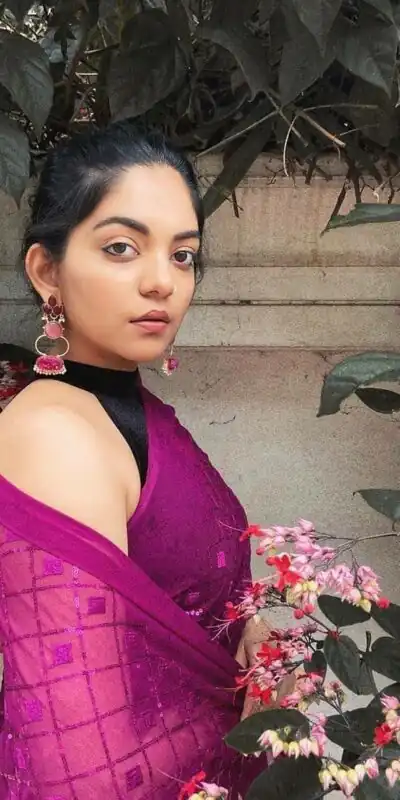 KT 201 Pink Color Georgette Fancy Sequence Work Saree Casual, Party Wear, Wedding   Expected Delivery 4-6 Working Days@1649/- | Sarees, Bollywood Sarees, Creative Sarees, Designer Sarees, Embroidered Sarees, Party Wear Sarees