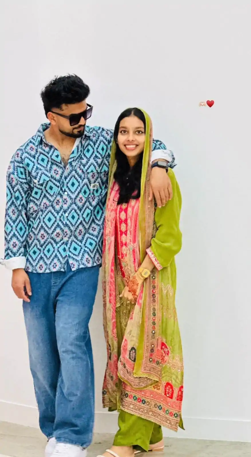LG 1857 Green color Maslin Printed And Coin Work Salwar Suit Casual, Wedding, Party, Festive, Events . Expected Delivery 4-6 Working Days @1899/- | Salwar suit, Designer Suits, Casual Suits, Creative suits, Palazzo Suits, Party Wear Suits, Patiala Suits, Straight Suits