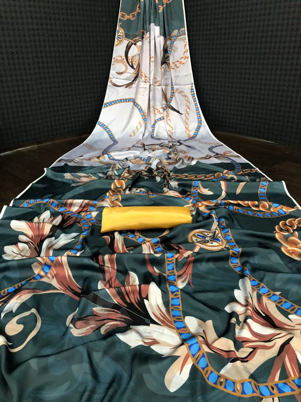 Veechis ANOKHI Dark Green Color Heavy Devsena Soft Silk Beautiful Digital Printed Saree Casual, Festive, Events. Expected Delivery 4-6 Working Days @1499 | Sarees, Bollywood Sarees, Creative Sarees, Designer Sarees, Embroidered Sarees, Modern Digital sarees, Party Wear Sarees