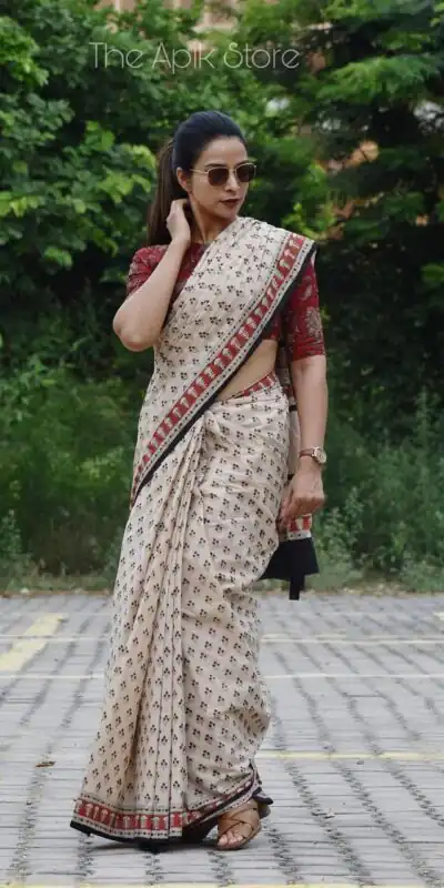 NT 568 White Color Plain Linen Digital Printed All Over Saree Events Casual Wedding Festive . Expected Delivery 4-6 Working Days @1449/- | Sarees, Bollywood Sarees, Creative Sarees, Designer Sarees, Embroidered Sarees, Ethnic Saree, Modern Digital sarees, Party Wear Sarees