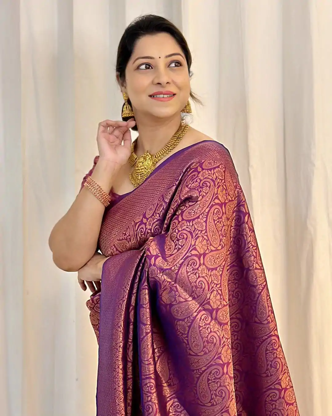 GK Kubera Purple Color Soft Silk Beautiful Rich Pallu All Over Saree Events Casual Wedding Festive . Expected Delivery  4-6 Working Days @1699/- | Sarees, Bollywood Sarees, Creative Sarees, Designer Sarees, Embroidered Sarees, Ethnic Saree, Modern Digital sarees, Party Wear Sarees