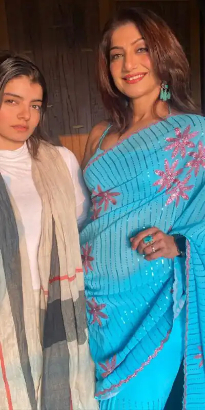 JR 623 Blue Color Georgette Embroidery Sequence Saree Casual, Wedding, Festive, Events Expected Delivery  4-6 Working Days @1799/- | Sarees, Bollywood Sarees, Creative Sarees, Designer Sarees, Embroidered Sarees, Ethnic Saree, Modern Digital sarees, Party Wear Sarees