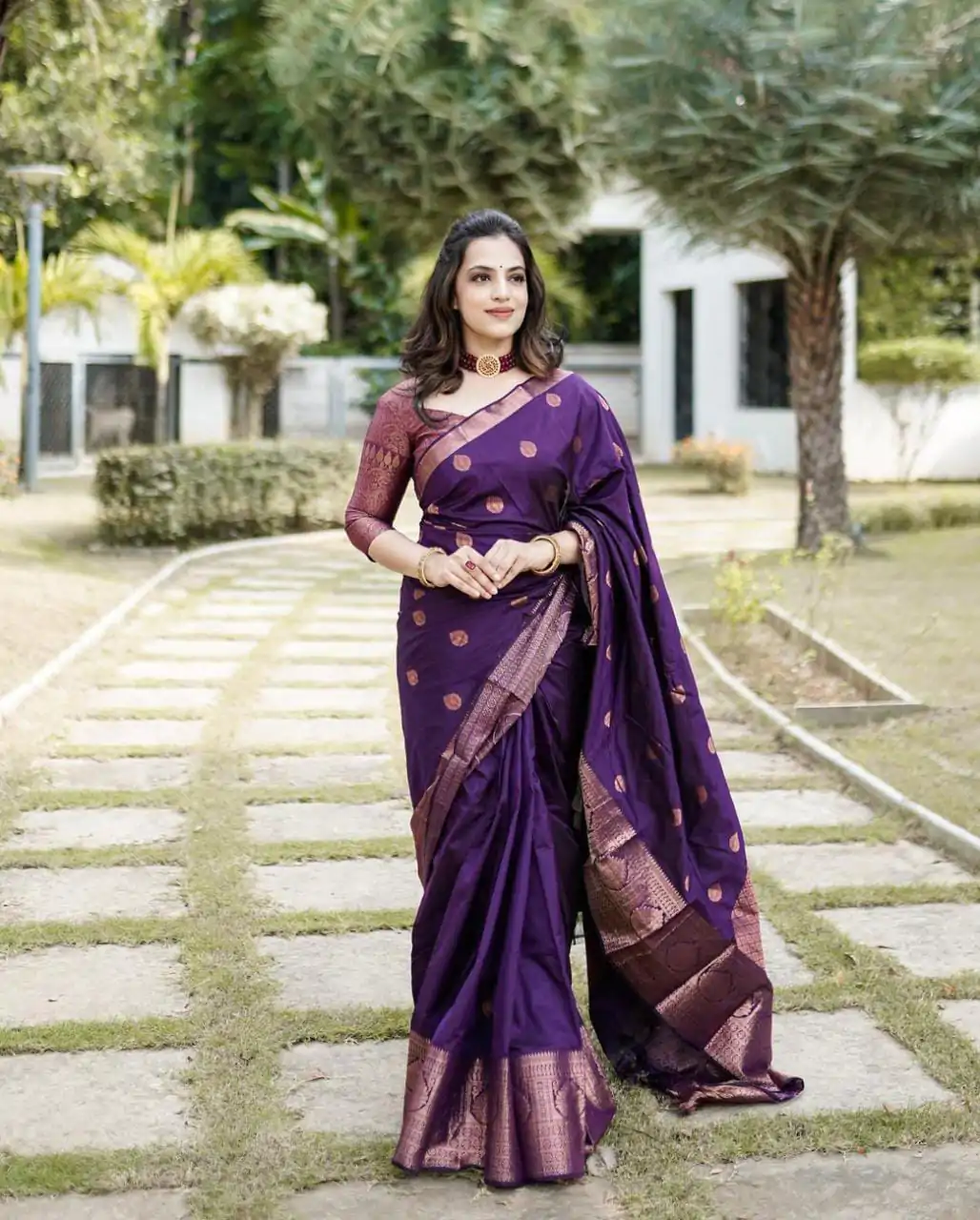 ES 8163 Royal Blue Color Soft Lichi Silk Butti Work Saree Casual, Wedding, Party, Festive, Events Etc. Expected Delivery 4-6 Working Days @1399/- | Sarees, Bollywood Sarees, Creative Sarees, Designer Sarees, Embroidered Sarees, Ethnic Saree, Modern Digital sarees, Party Wear Sarees