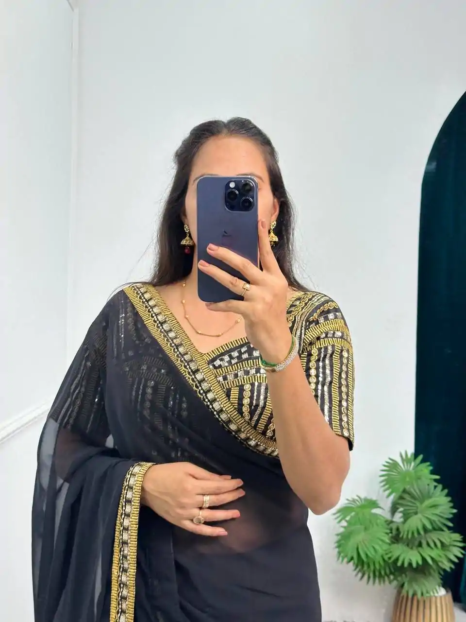 ST 468 Black Color Georgette Embroidery Lace Border Work Saree Casual, Wedding, Party, Festive, Events Etc. Expected Delivery 4-6 Working Days @1699/- | Sarees, Bollywood Sarees, Creative Sarees, Designer Sarees, Embroidered Sarees, Ethnic Saree, Modern Digital sarees, Party Wear Sarees