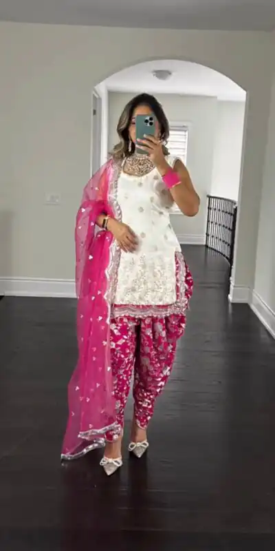 SSR 452 White Color Georgette Embroidery Sequence Salwar Suit Wedding, Party, Festive, Events Expected Delivery 4-6 Working Days @ 1999/- | Jump Suits, Salwar suit, Designer Suits, Casual Suits, Creative suits, Palazzo Suits, Party Wear Suits, Patiala Suits, Straight Suits