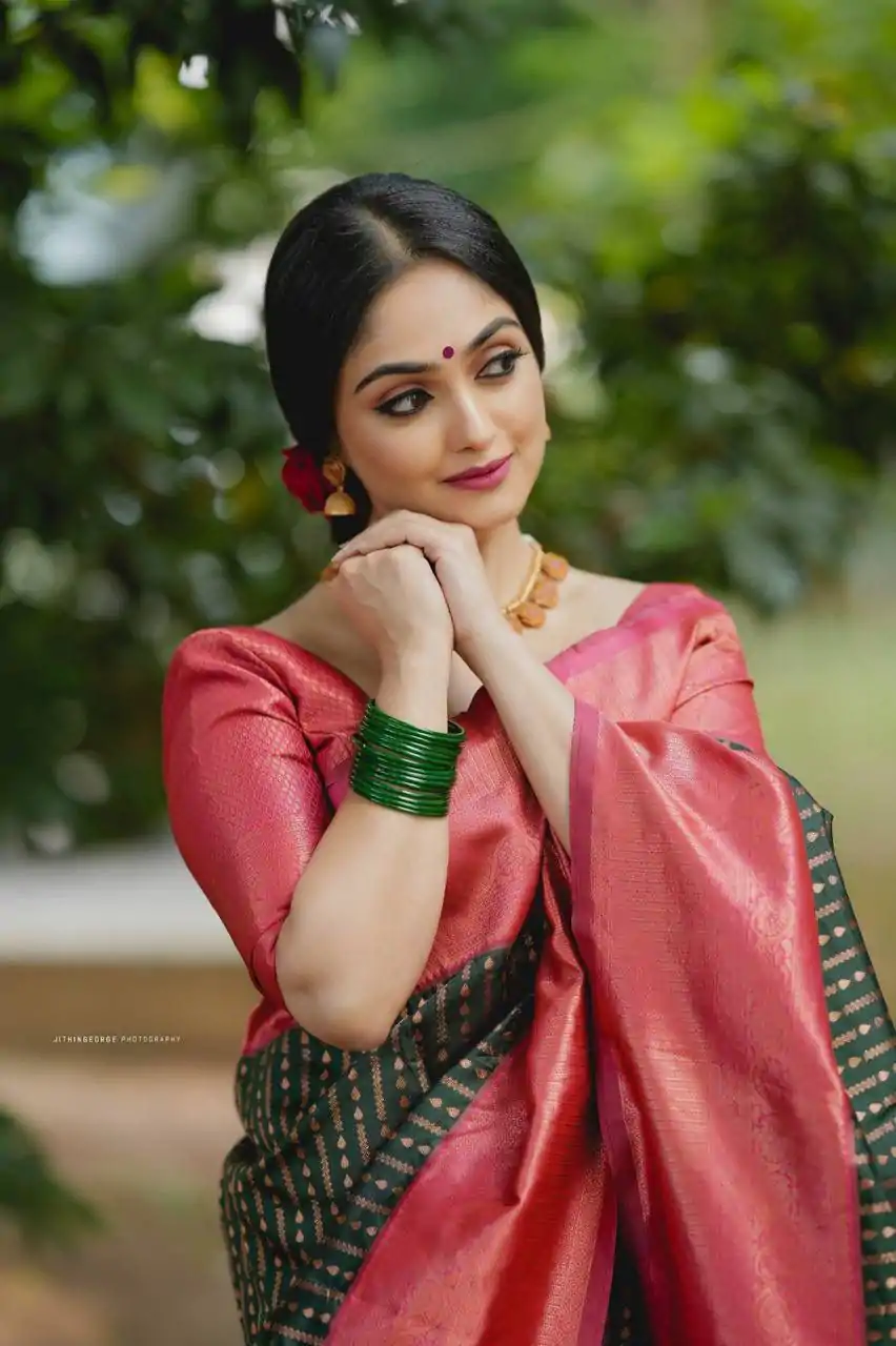 DDF Green Color Soft Lichi Silk Ordinary Design Rich Pallu Saree Casual, Party Wear, Events, Festivals Etc. Expected Delivery 4-6 Working Days 1349/ | Sarees, Bollywood Sarees, Creative Sarees, Designer Sarees, Embroidered Sarees, Ethnic Saree, Modern Digital sarees, Party Wear Sarees