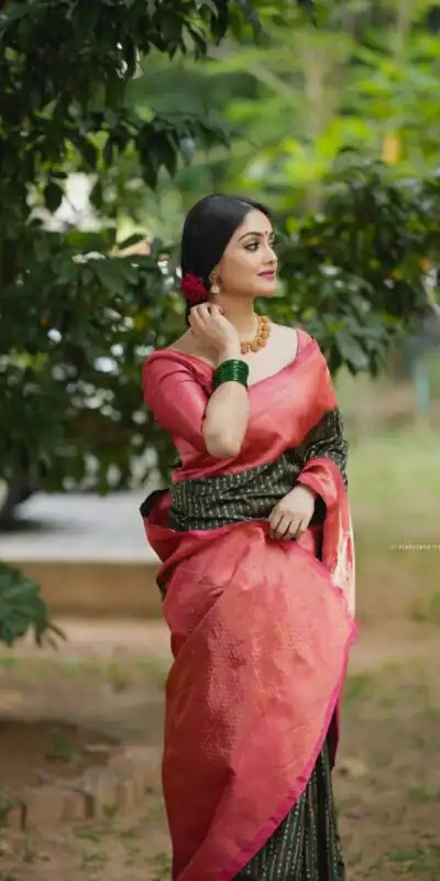 DDF Green Color Soft Lichi Silk Ordinary Design Rich Pallu Saree Casual, Party Wear, Events, Festivals Etc. Expected Delivery 4-6 Working Days 1349/ | Sarees, Bollywood Sarees, Creative Sarees, Designer Sarees, Embroidered Sarees, Ethnic Saree, Modern Digital sarees, Party Wear Sarees