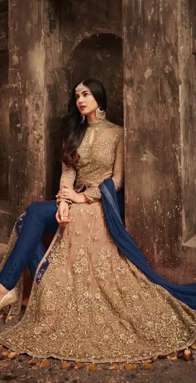 FC Maisha 5704 Golden & Blue Color Vaishnavi Net Embroidery Salwar Suit Wedding, Party, Festive events, Expected Delivery  4-6 Working Days @2199 | Salwar suit, Designer Suits, Casual Suits, Creative suits, Palazzo Suits, Party Wear Suits, Patiala Suits, Straight Suits
