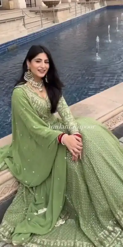 VLM 202 Green Color Georgette Embroidery Sequence Gown Casual, Wedding, Party, Festive, Events Etc. Expected Delivery 4-6 Working Days @2099/-  | Gowns, Bollywood Gowns, Creative Gowns, Designer Gowns, Embroidered Gowns, Party Wear Gowns