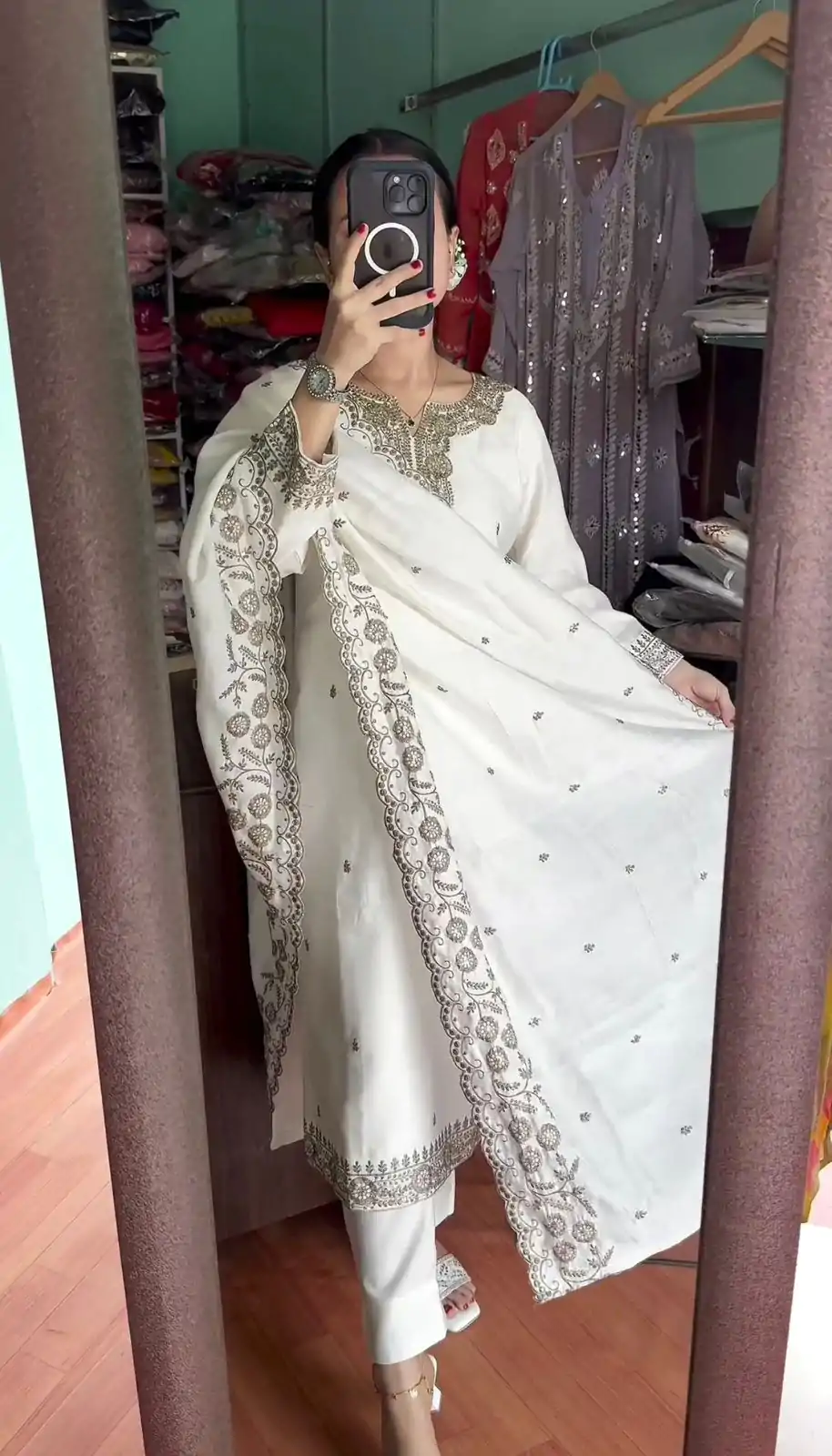 SRK 5178 White Color Chinnon Silk Sequence Salwar Suit Wedding, Party, Festive, Events Expected Delivery 4-6 Working Days @ 1899/- | Jump Suits, Salwar suit, Designer Suits, Casual Suits, Creative suits, Palazzo Suits, Party Wear Suits, Patiala Suits, Straight Suits