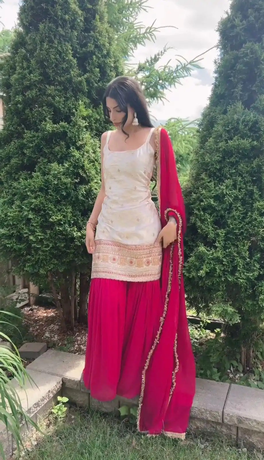 SRK 5177 White Color Georgette Embroidery Sequence Salwar Suit Wedding, Party, Festive, Events Expected Delivery 4-6 Working Days @ 1899/- | Jump Suits, Salwar suit, Designer Suits, Casual Suits, Creative suits, Palazzo Suits, Party Wear Suits, Patiala Suits, Straight Suits