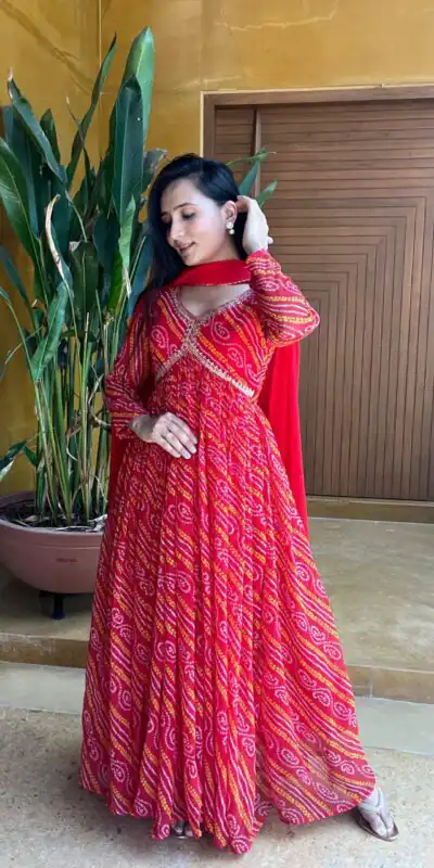 Ram 004 Red Color Pure Bandhini Embroidery Lace Work Gown Casual, Wedding, Party, Festive, Events Etc. Expected Delivery 4-6 Working Days @1899/- | Gowns, Bollywood Gowns, Creative Gowns, Designer Gowns, Embroidered Gowns, Party Wear Gowns