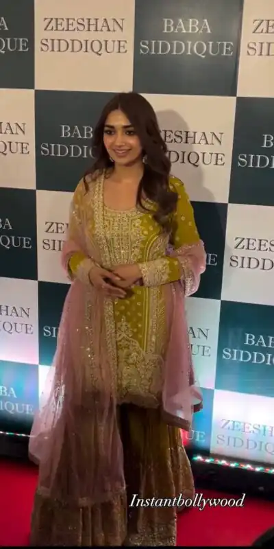 SR 1614 Green Color Heavy Chinnon Silk Embroidery Work Sharara Suit Wedding, Party, Festive, Events Etc. Expected Delivery 4-6 Working Days @2199Only | Salwar suit, Designer Suits, Casual Suits, Creative suits, Palazzo Suits, Party Wear Suits, Straight Suits